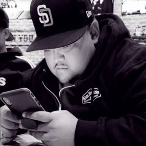 Meet your Posher, Victor